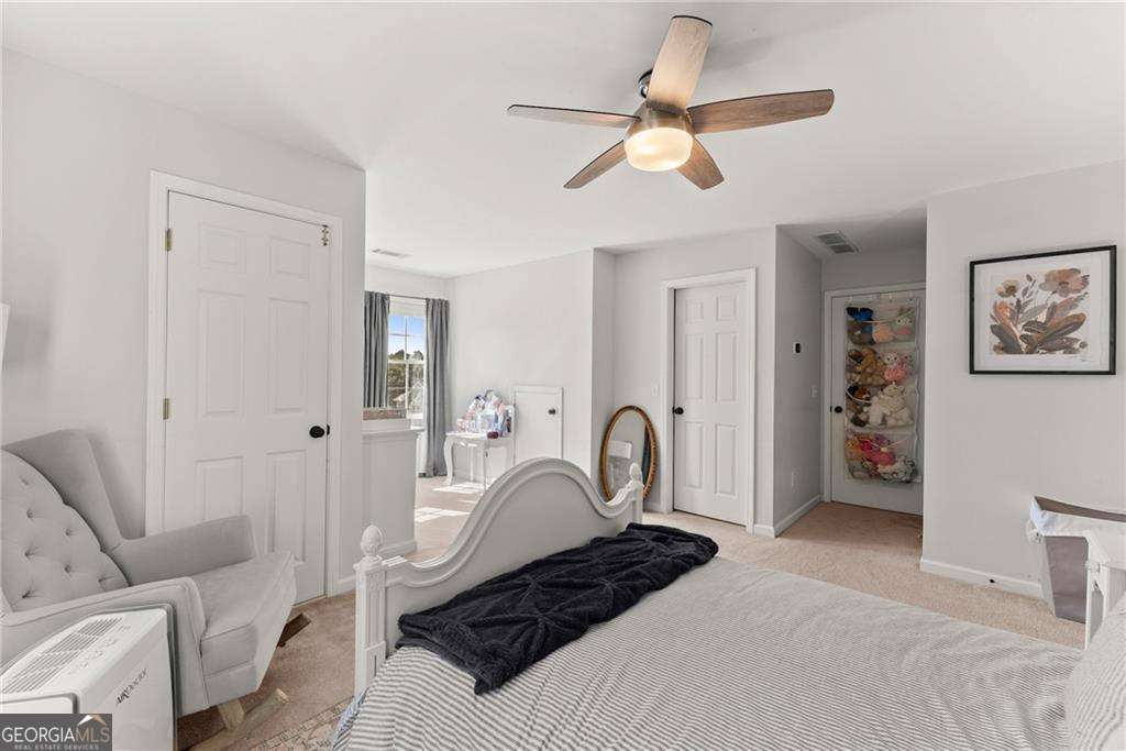 Twelve Oaks Place - Residential