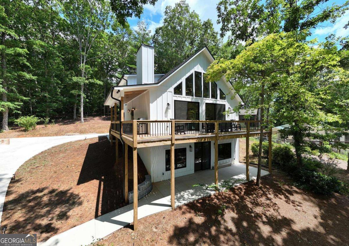 1792 Chatuge Shores RD