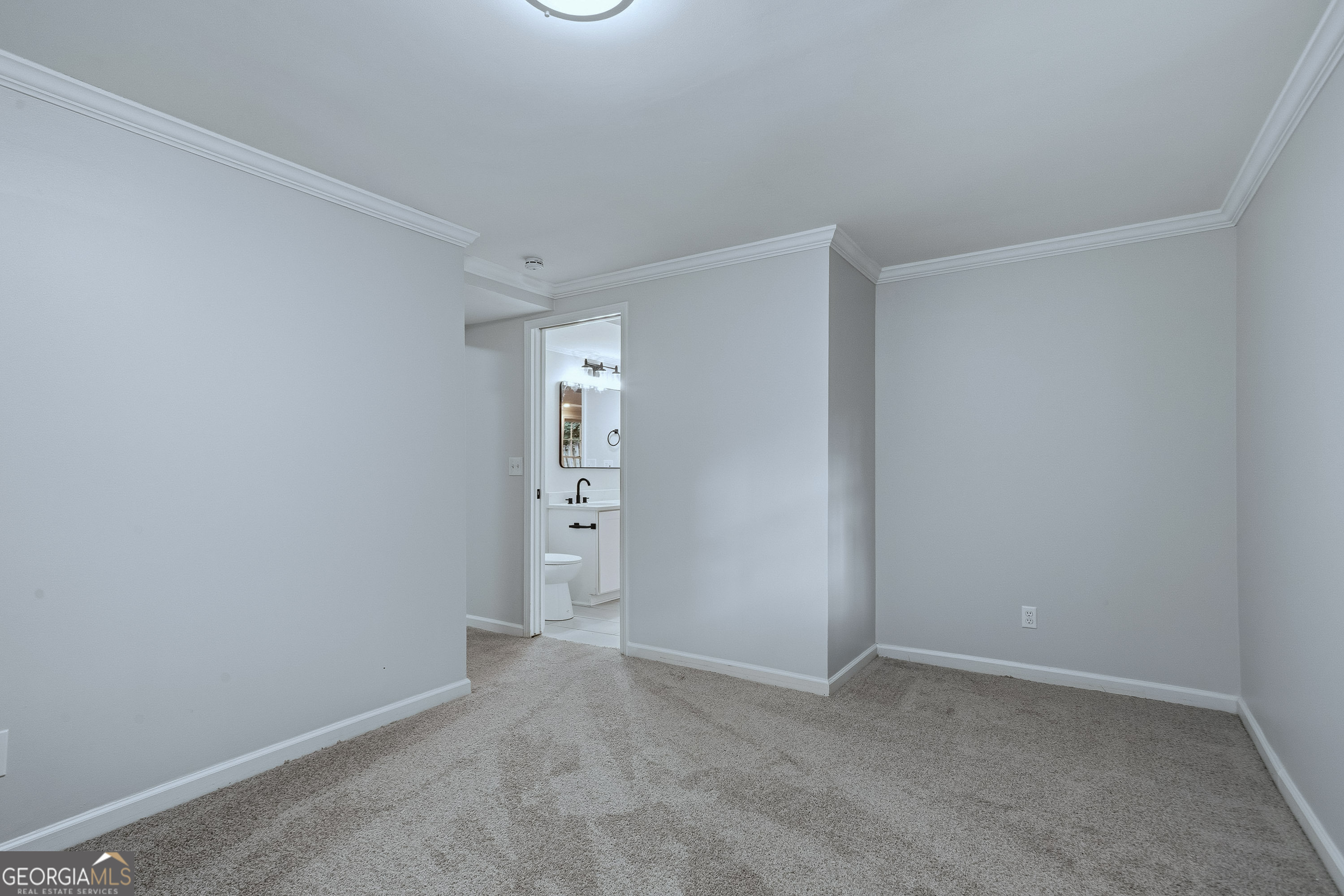 SOUTHLAKE WOODS - Residential