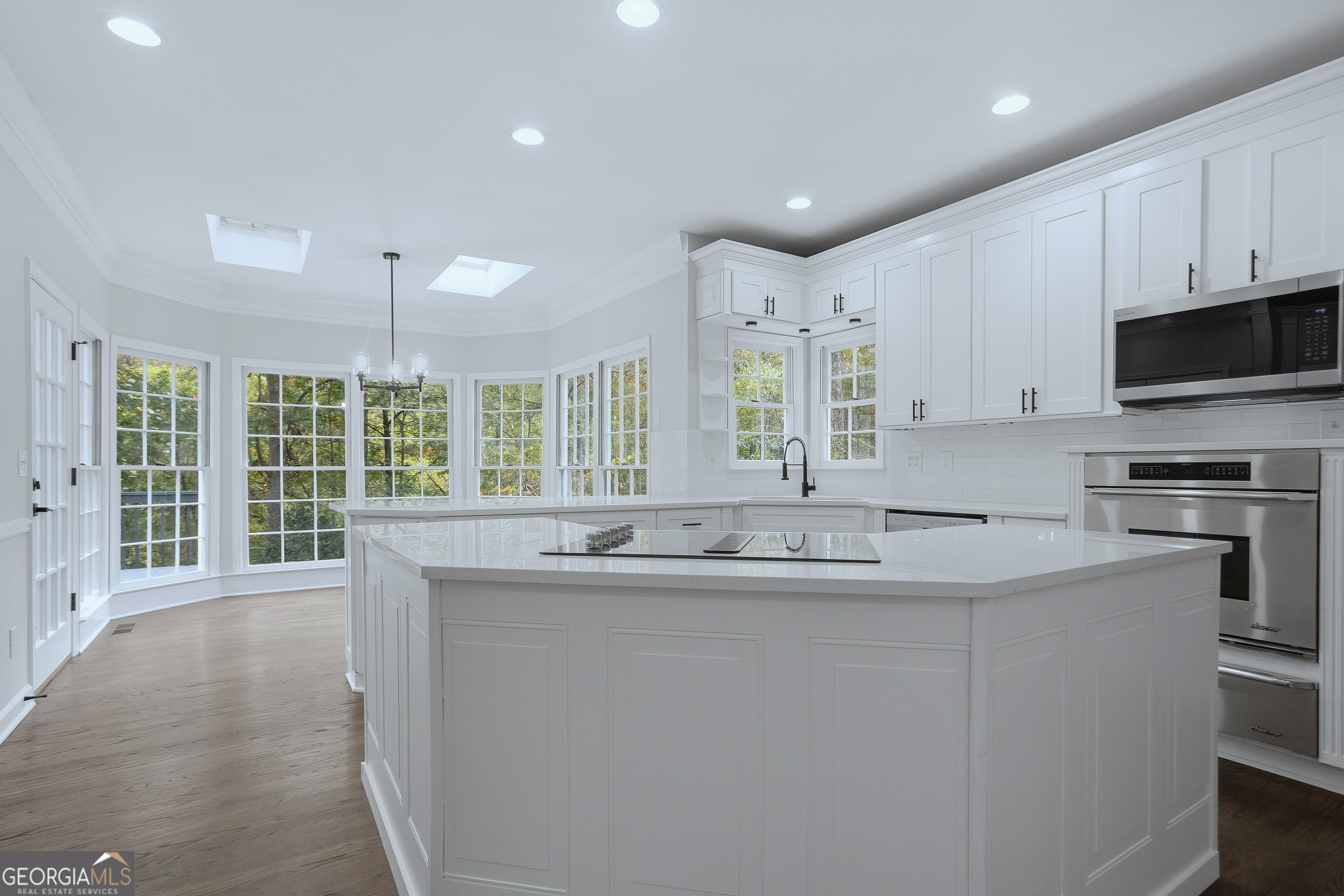 SOUTHLAKE WOODS - Residential