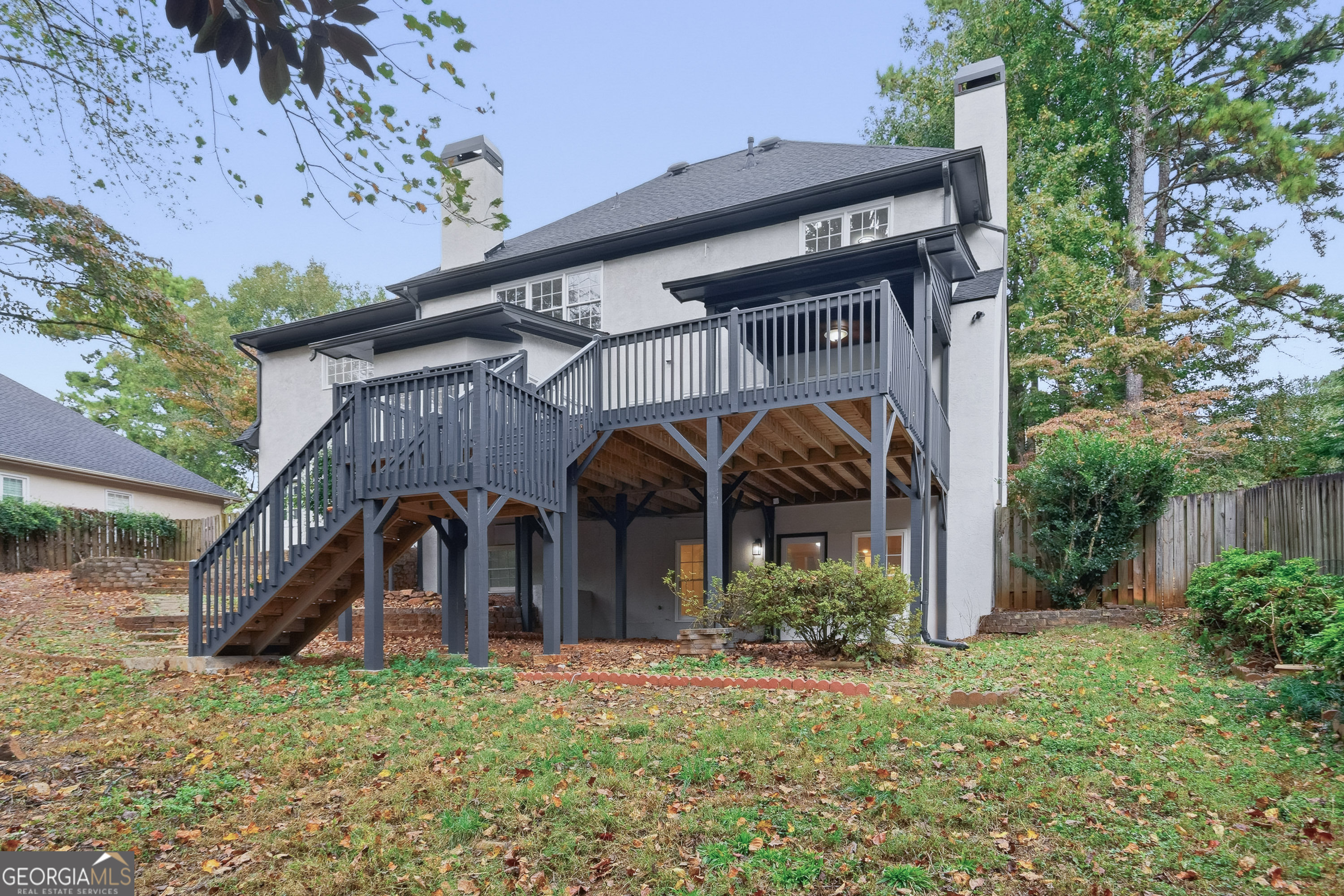 SOUTHLAKE WOODS - Residential