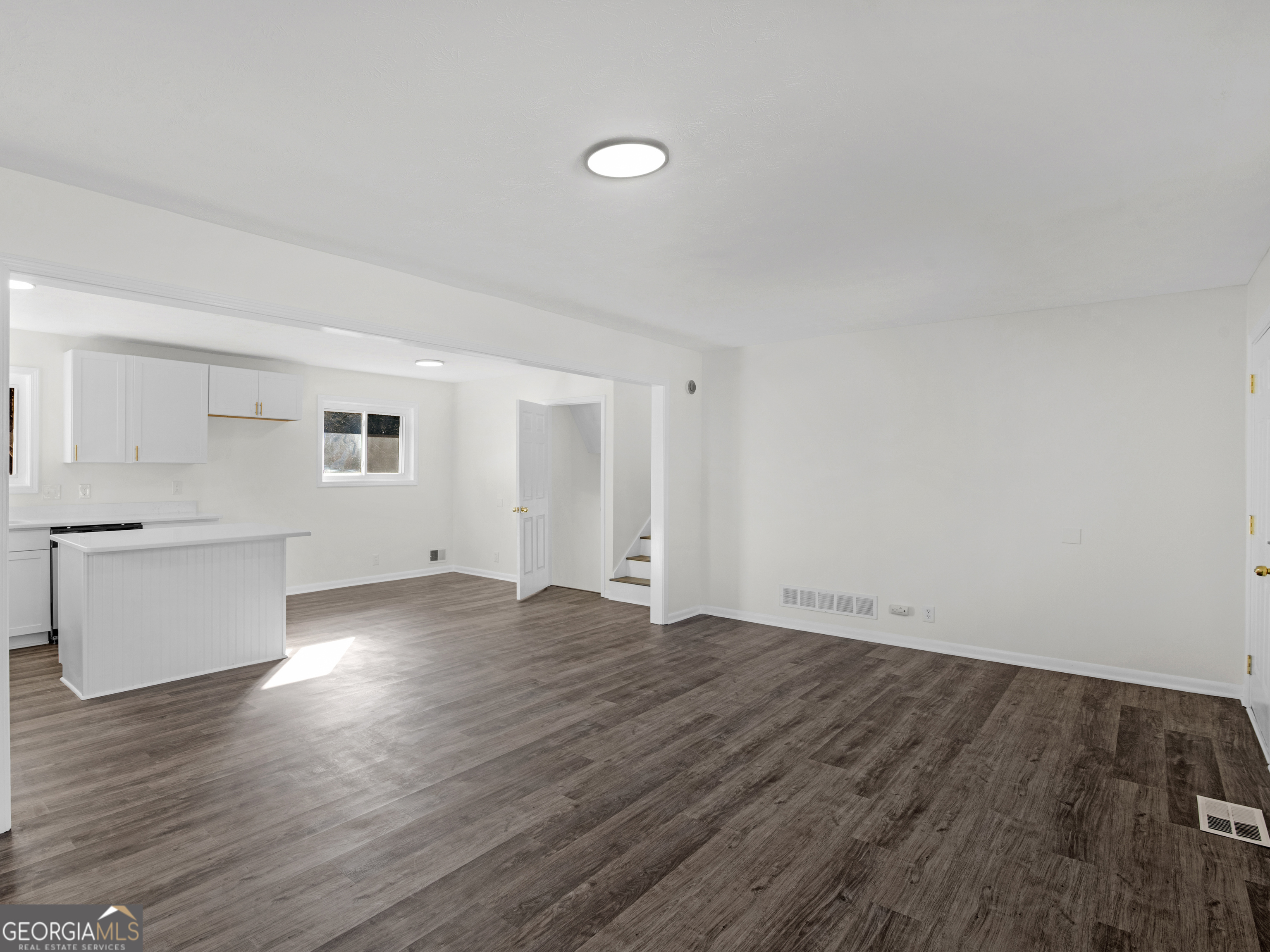 6068 Mount Zion BLVD