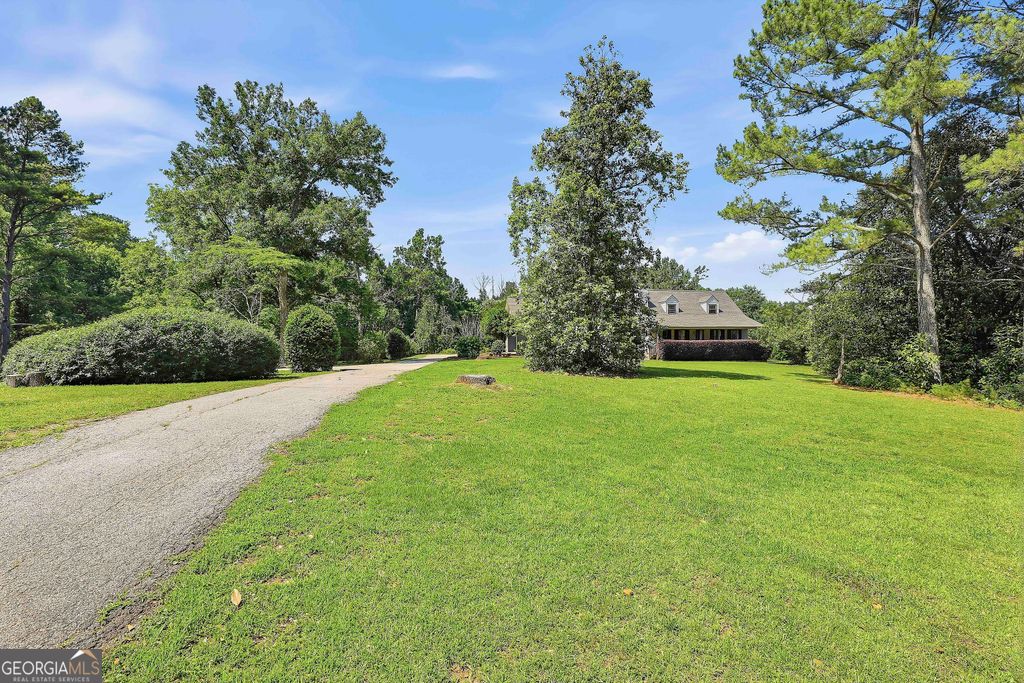 Photo of 239 Ebenezer Church Rd, Fayetteville, GA 30215 (MLS # 10778693)
