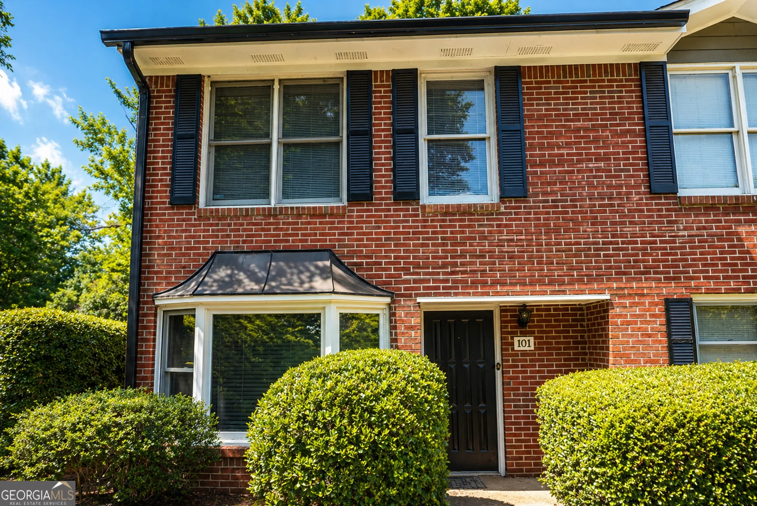 101 Oakmont Lane