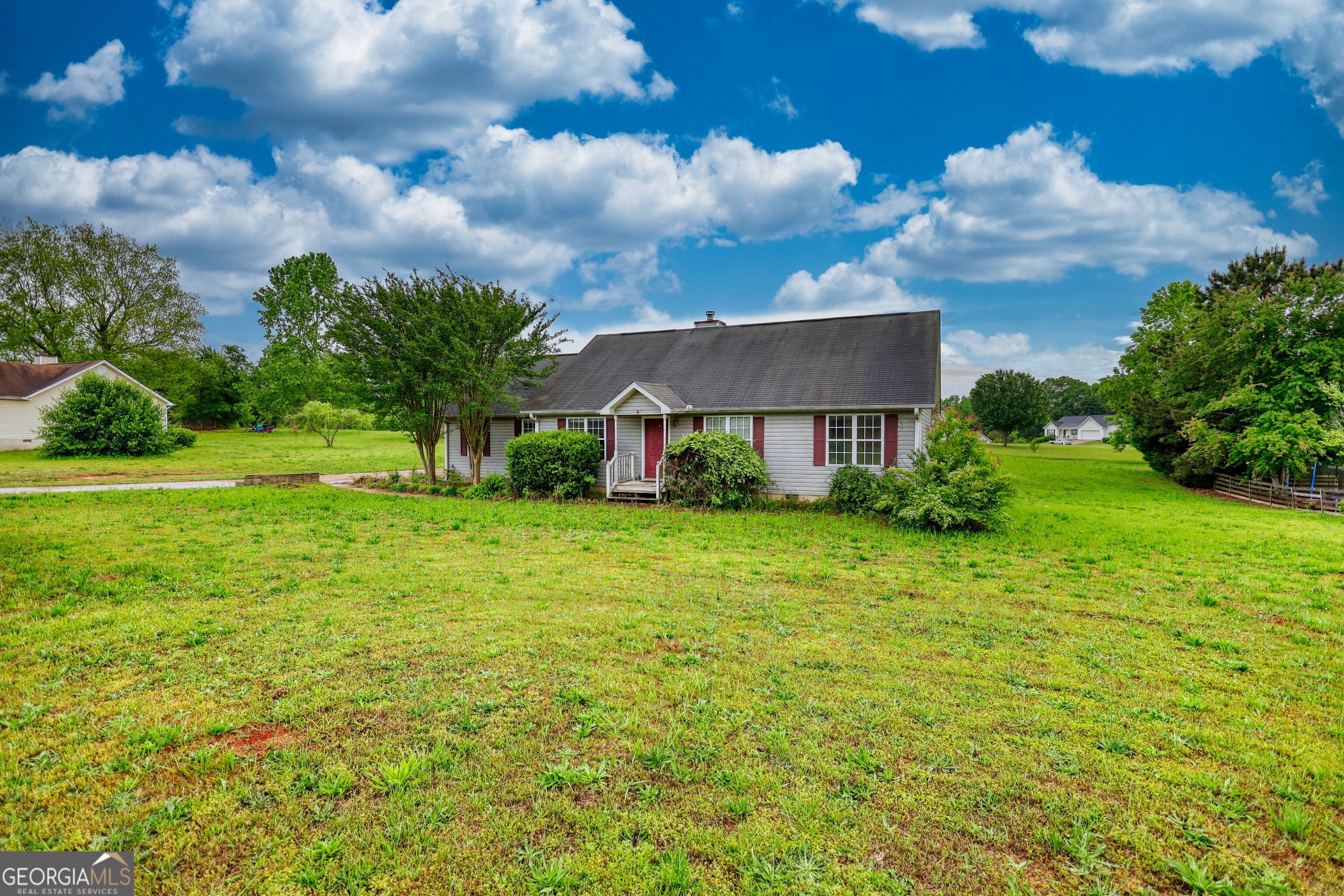 2068 Hampton Locust Grove RD