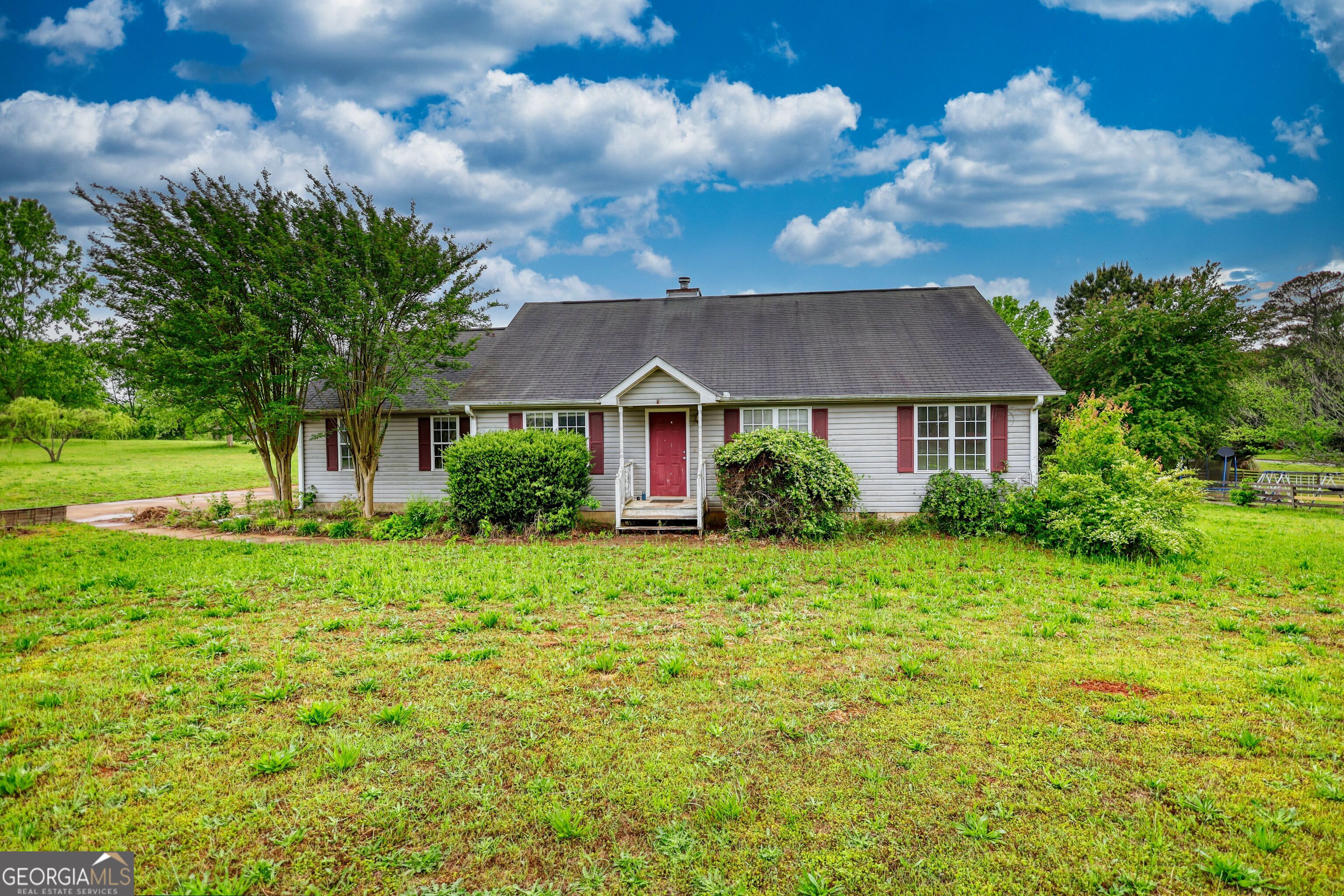 2068 Hampton Locust Grove RD
