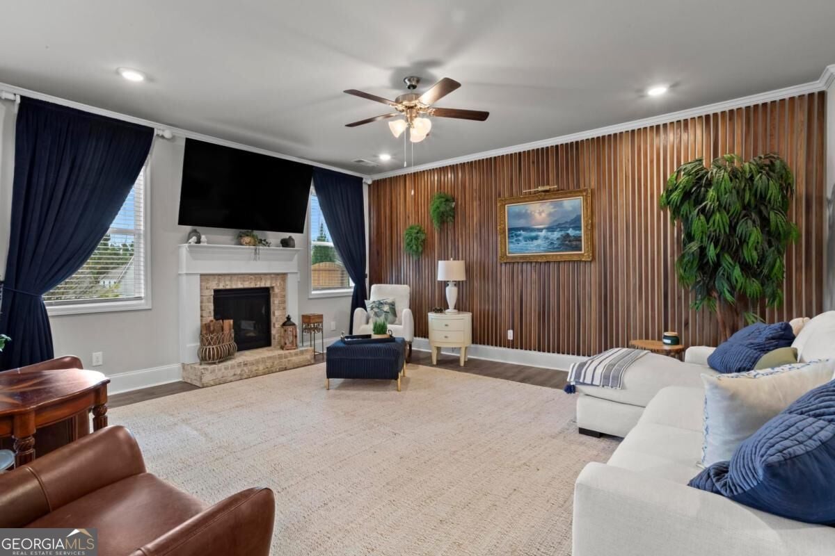 310 Ellenton PL