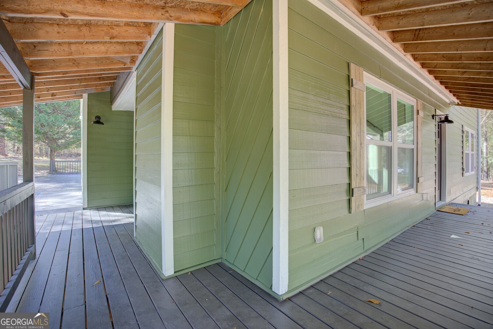 207 Hickory Point RD