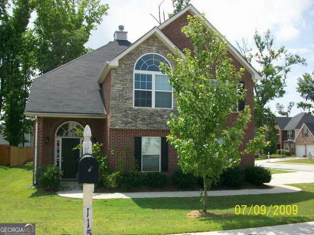 This spacious corner lot split-level residence Featuring 4 generously sized bedrooms and 3 full bathrooms, this home provides plenty of room for everyone. You'll love the expansive living areas, ideal for entertaining guests or enjoying quiet family time. Step out onto the back deck to enjoy your morning coffee or unwind in the evening. Conveniently located nearClose to everything, Tara Blvd, shopping, dining, and entertainment options, everything you need is just minutes away. Don't miss this opportunity to make this home. Schedule your showing today! SOLD AS IS. (There is Dogs insides)