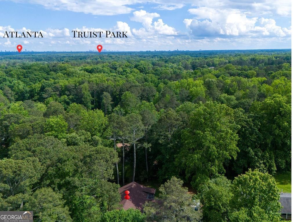 HOLLY HILLS ESTATES - Residential