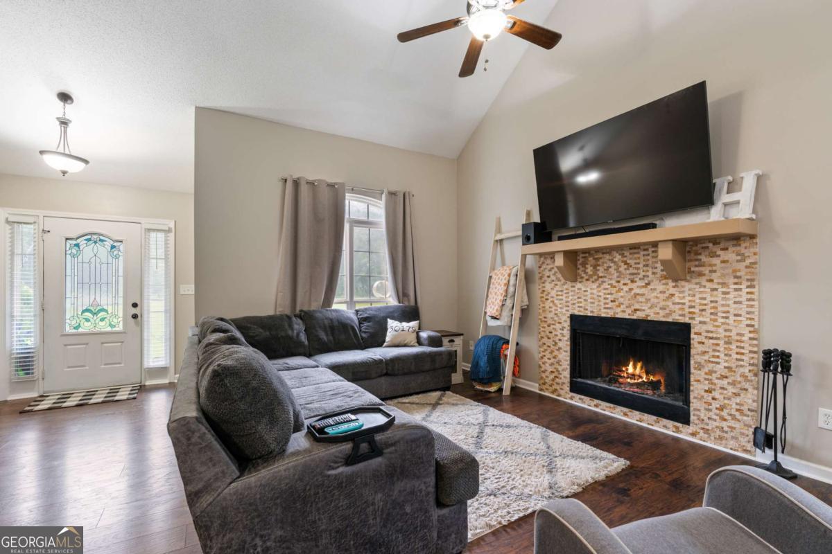 340 Loftis RD