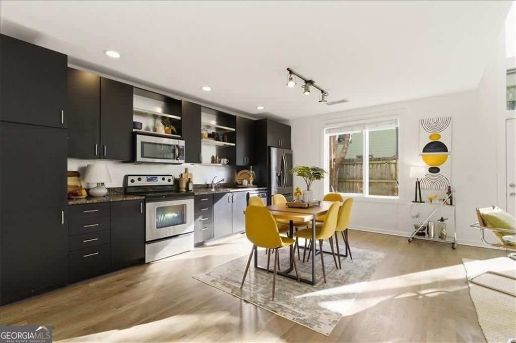 Photo of 1269 Ponti Mews NW, Atlanta, GA 30318 (MLS # 10733499)