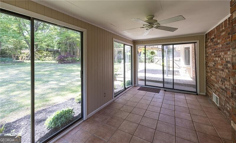 Tucker, Georgia 30084, United States, 3 Bedrooms Bedrooms, ,2 BathroomsBathrooms,Residential,Pending,112149