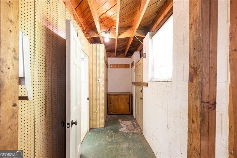 Tucker, Georgia 30084, United States, 3 Bedrooms Bedrooms, ,2 BathroomsBathrooms,Residential,Pending,112149