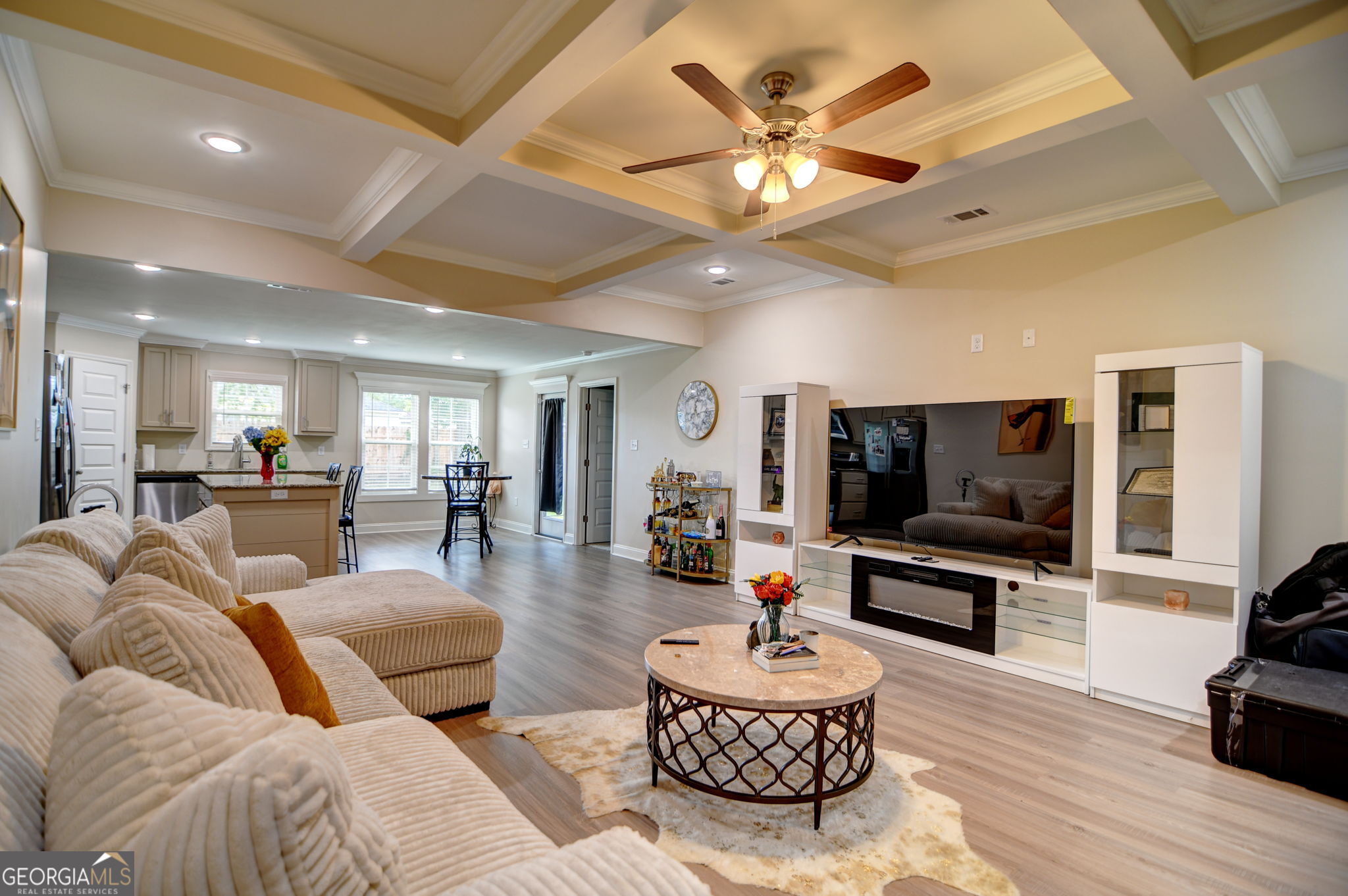 2048 Meadow Cove DR