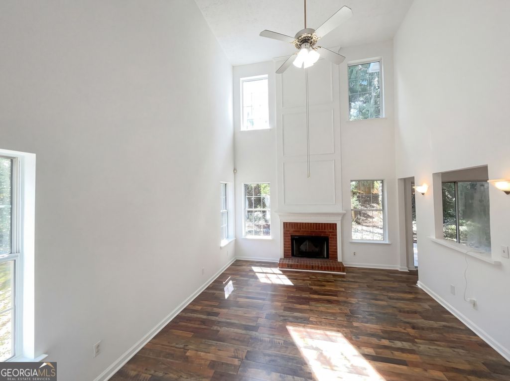 Photo of 3720 Majestic Drive SW, Marietta, GA 30060 (MLS # 10710277)