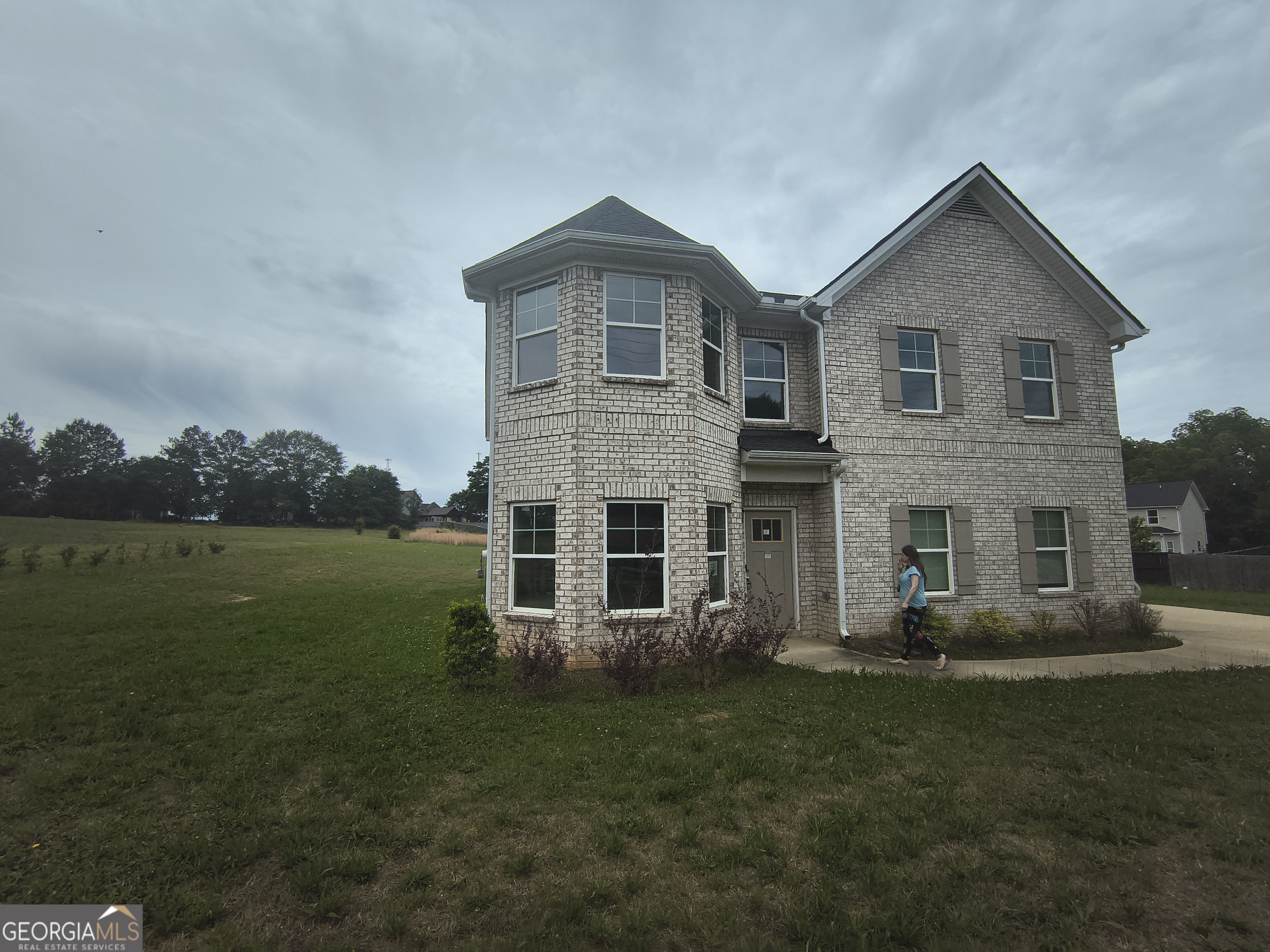 685 S Jeff Davis DR