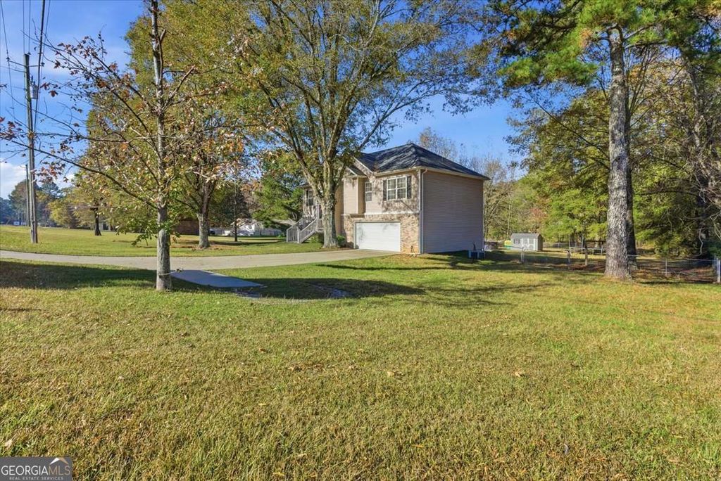 Photo of 941 Grassdale Road NW, Cartersville, GA 30121 (MLS # 10682842)