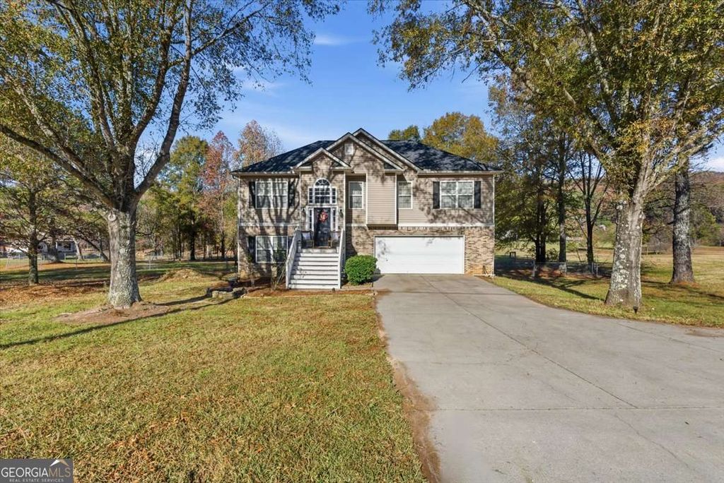 Photo of 941 Grassdale Road NW, Cartersville, GA 30121 (MLS # 10682842)