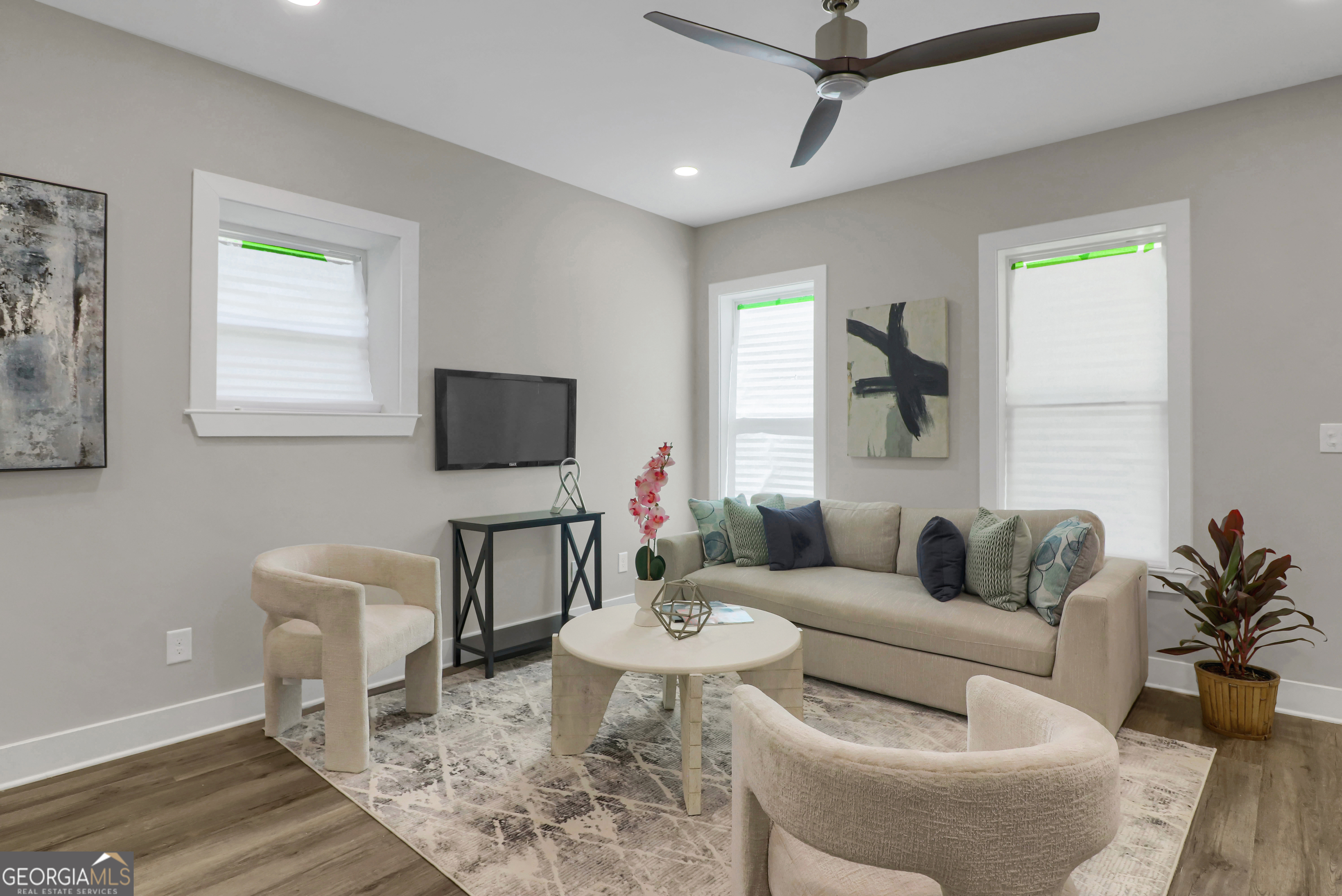 697 Fayetteville RD #101