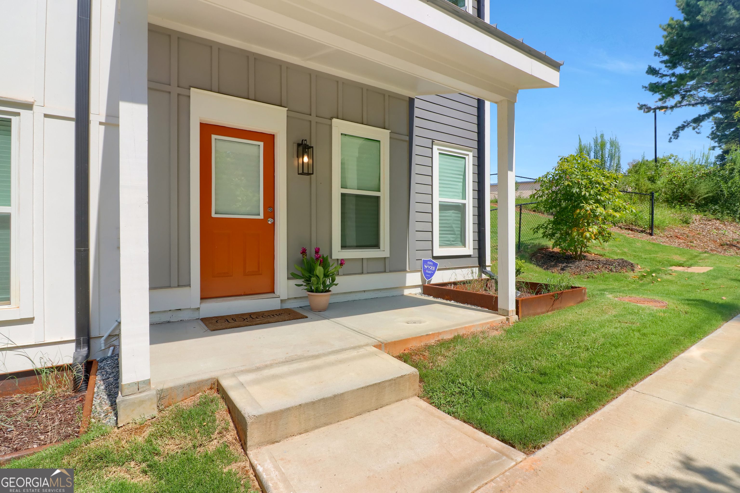 697 Fayetteville RD #101