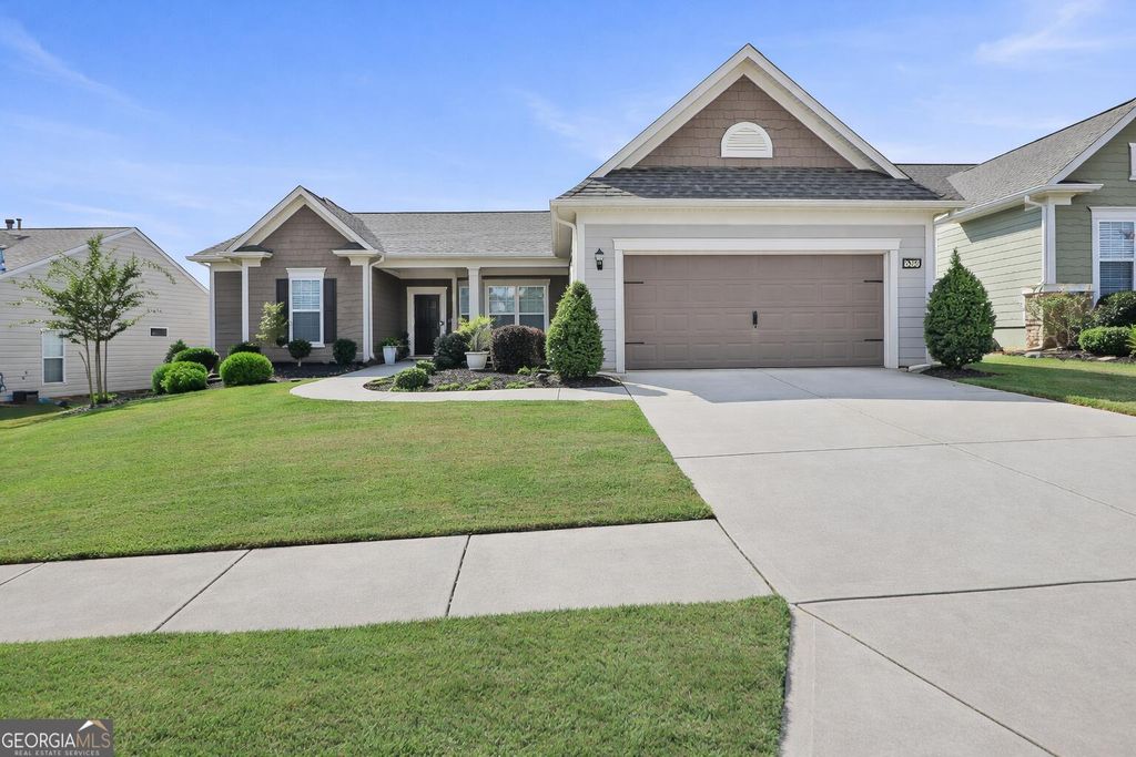 Photo of 203 Camelia Court, Griffin, GA 30223 (MLS # 10678033)
