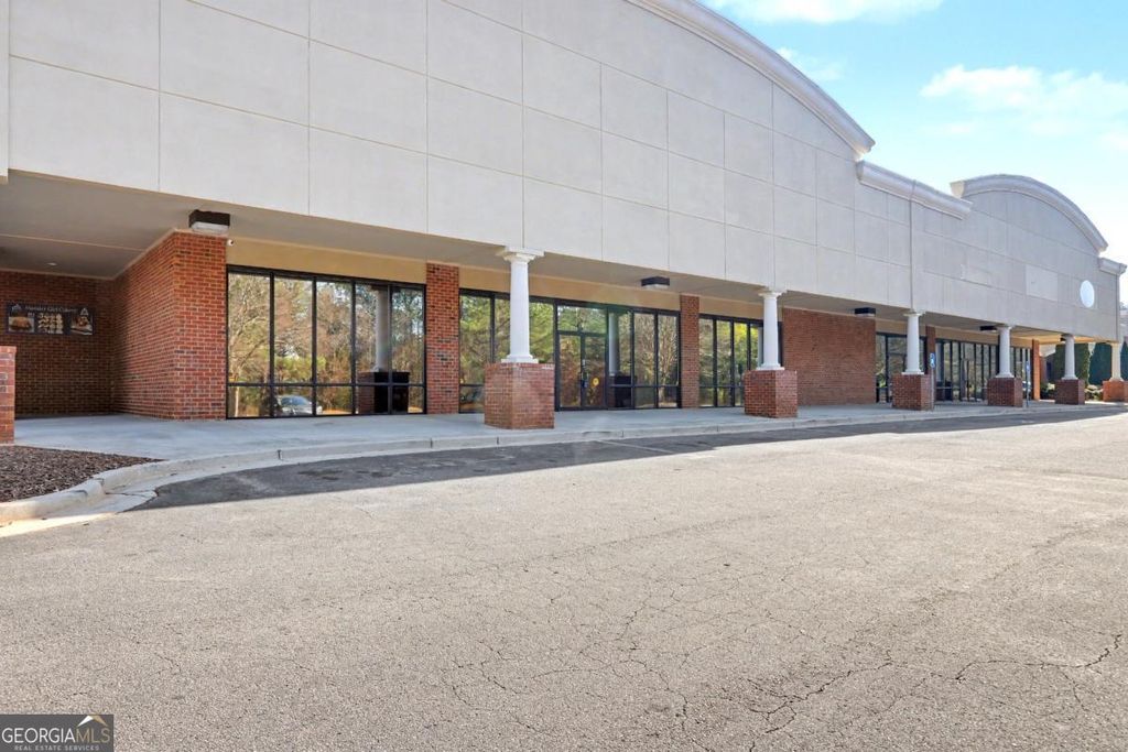 Photo of 500 Great Oaks Drive #8, Monroe, GA 30655 (MLS # 10717765)