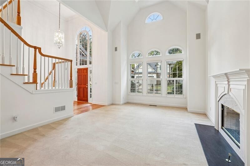 Cameron Manor - Residential