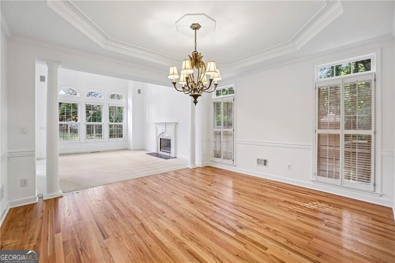Cameron Manor - Residential