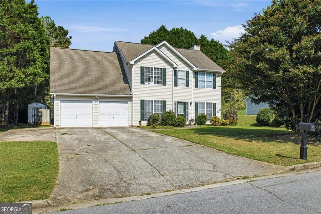 Photo of 3805 Cumbrian Ln, Lithonia, GA 30038 (MLS # 10834450)