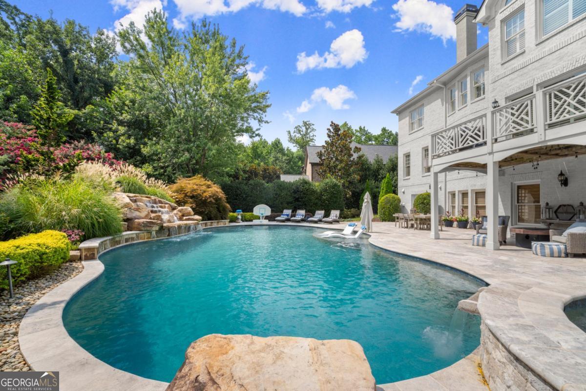 11035 Bradford LN