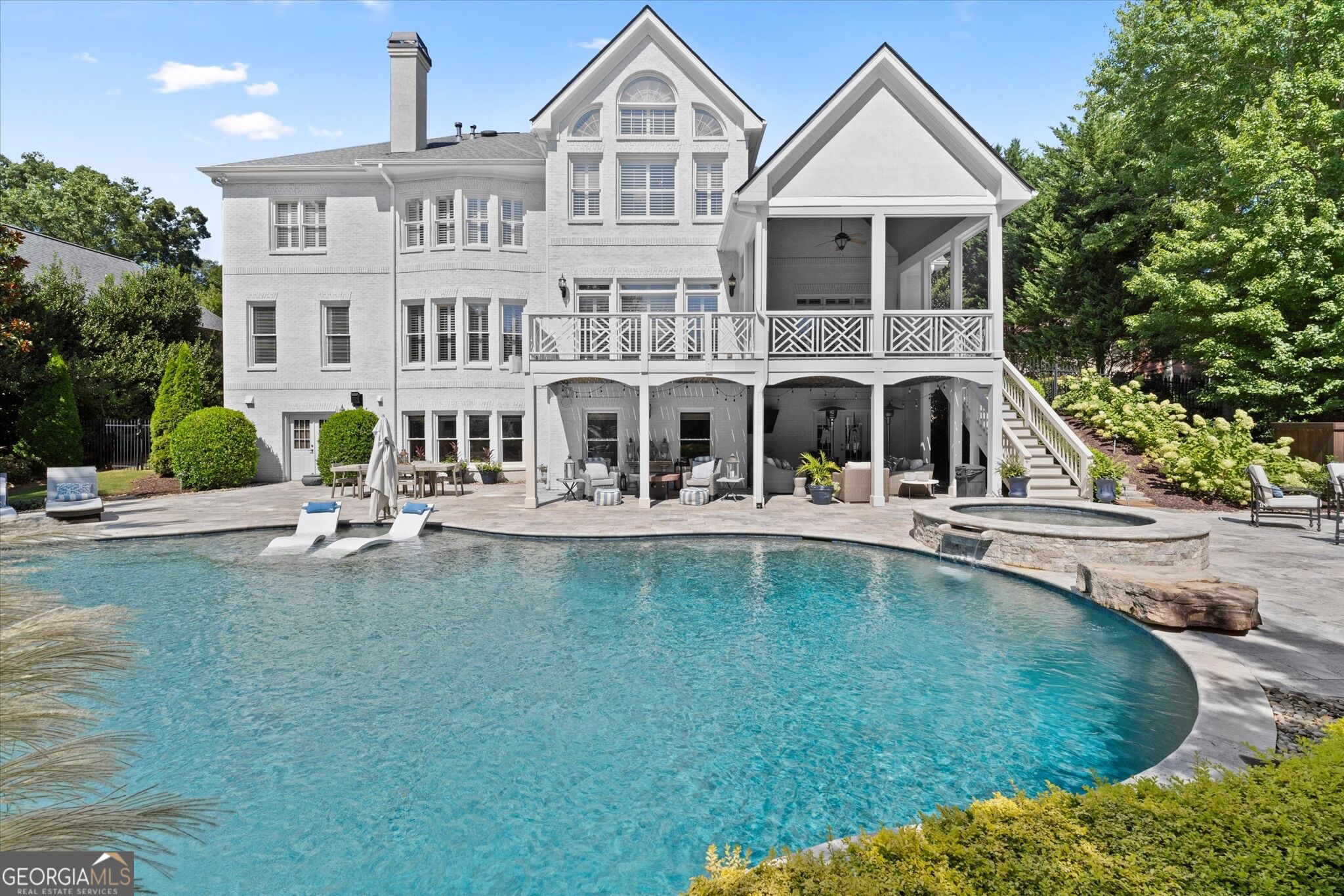 11035 Bradford LN