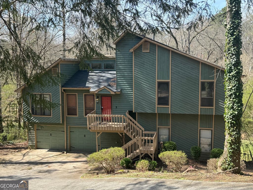 Photo of 82 Geraldine Drive SE, Smyrna, GA 30082 (MLS # 10725629)