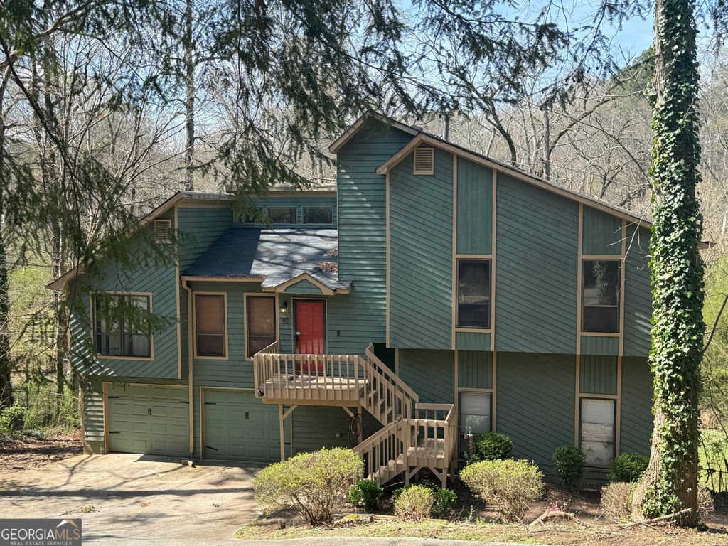 Photo of 82 Geraldine Drive SE, Smyrna, GA 30082 (MLS # 10725629)