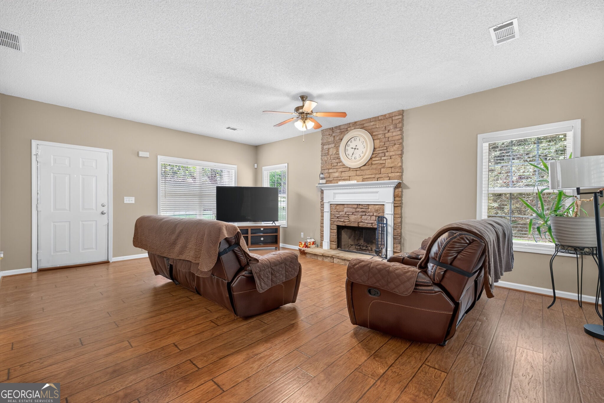 111 Autumn Ridge DR