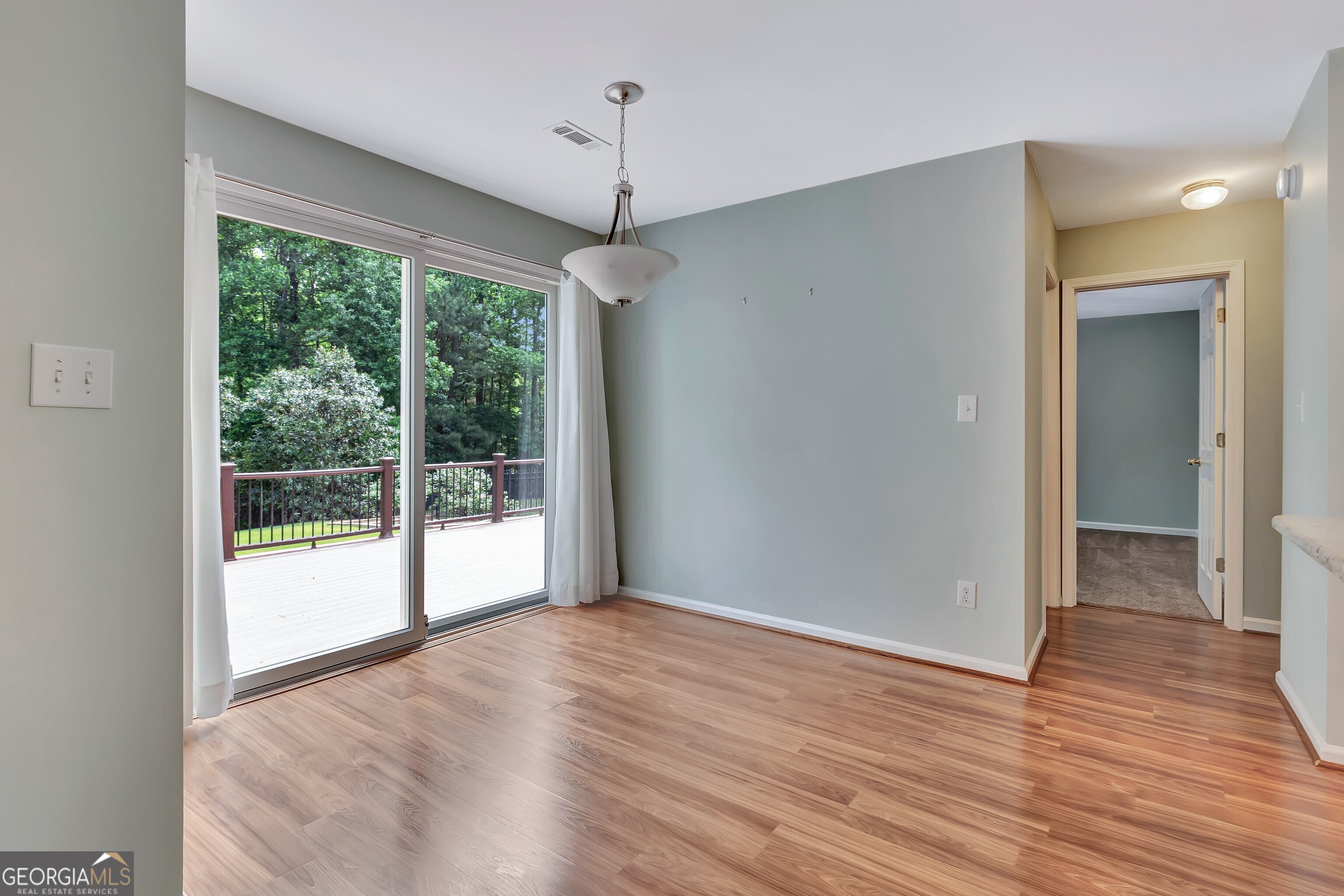 Peachtree City, Georgia 30269, United States, 3 Bedrooms Bedrooms, ,2 BathroomsBathrooms,Residential,Active,124824