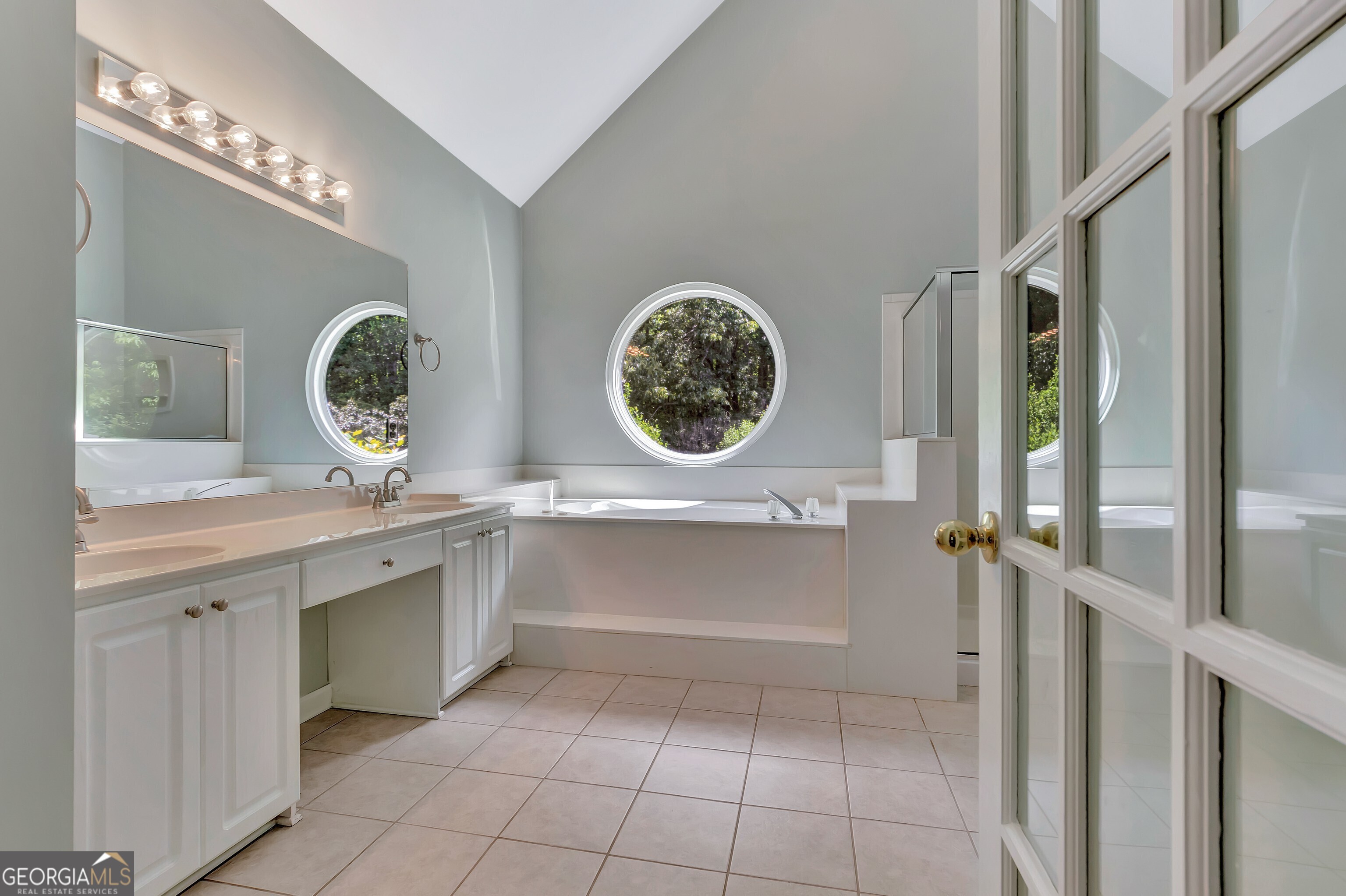 Peachtree City, Georgia 30269, United States, 3 Bedrooms Bedrooms, ,2 BathroomsBathrooms,Residential,Active,124824