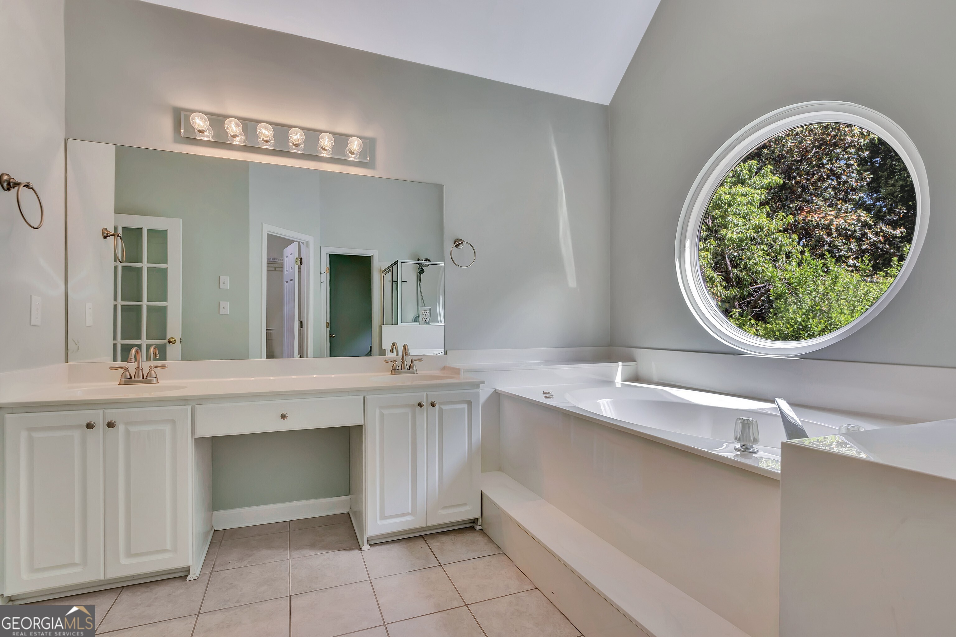 Peachtree City, Georgia 30269, United States, 3 Bedrooms Bedrooms, ,2 BathroomsBathrooms,Residential,Active,124824