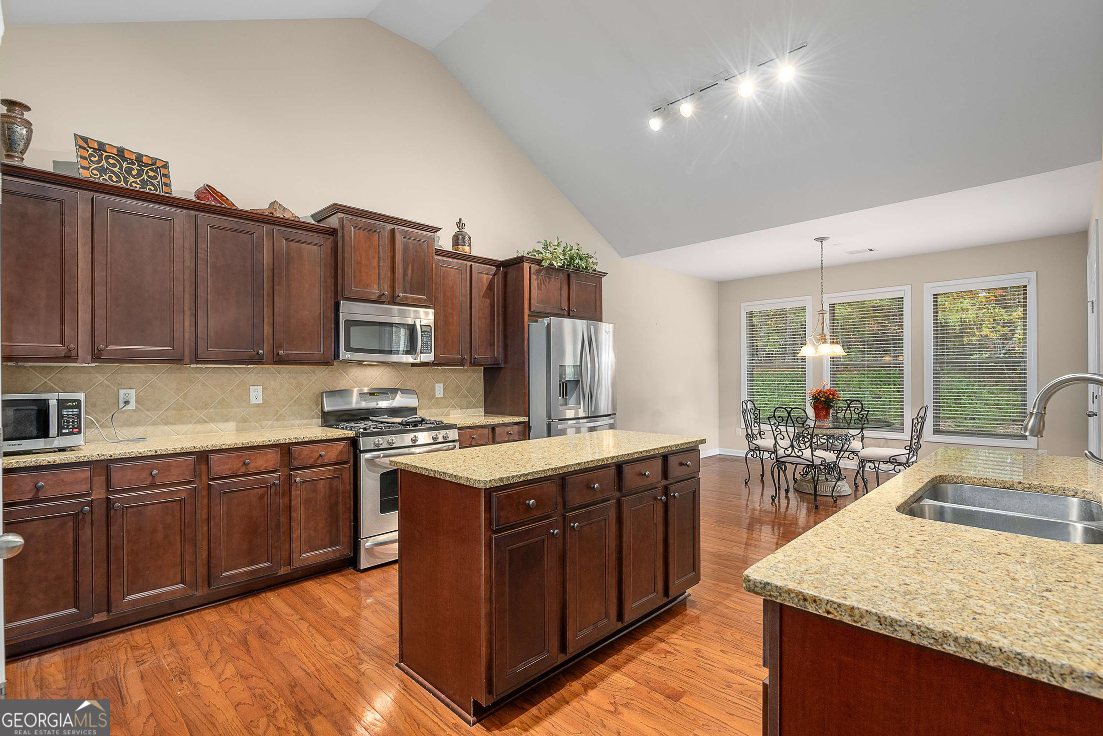 Heritage Pointe - Residential