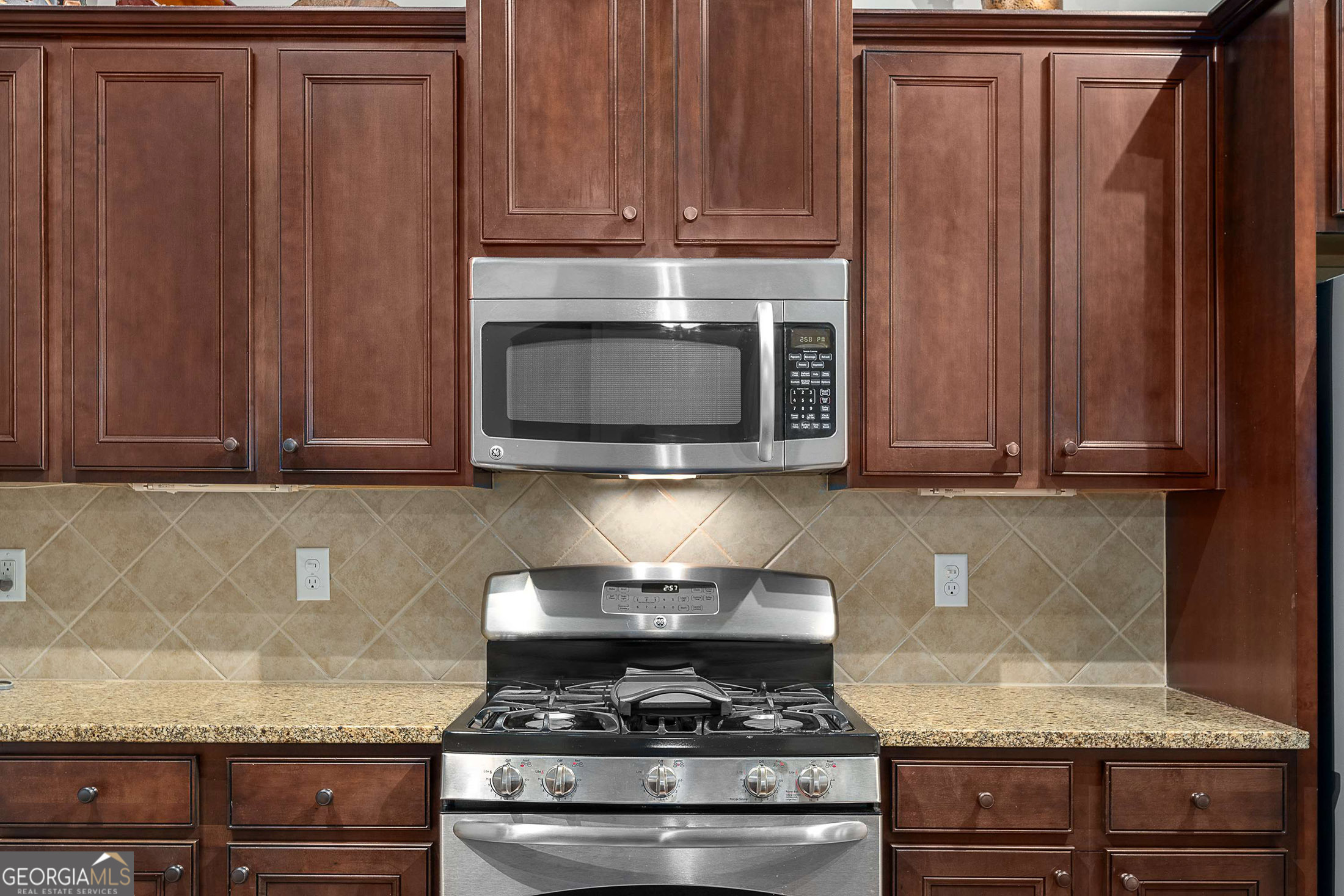 Heritage Pointe - Residential