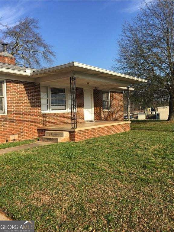 2475 Smith RD