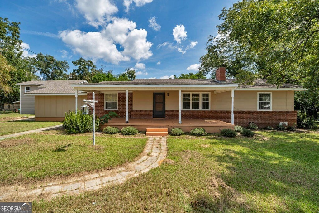 Photo of 1102 N 3rd St, Cordele, GA 31015 (MLS # 10848360)