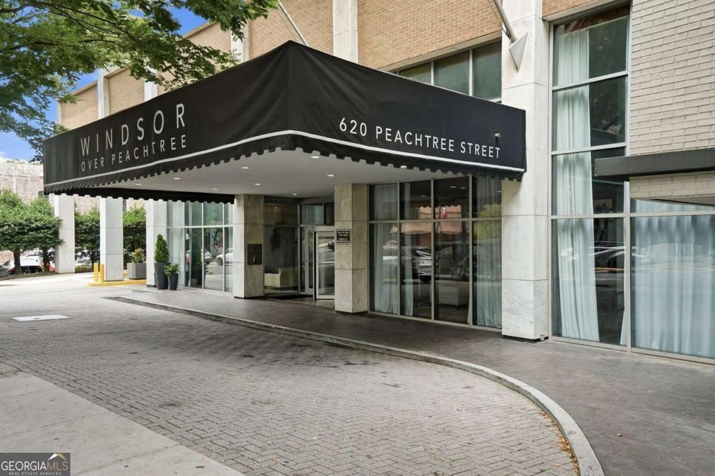 Photo of 620 Peachtree Street NE #1003, Atlanta, GA 30308 (MLS # 10776899)