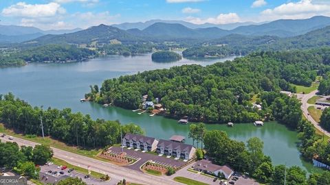 A home in Hiawassee