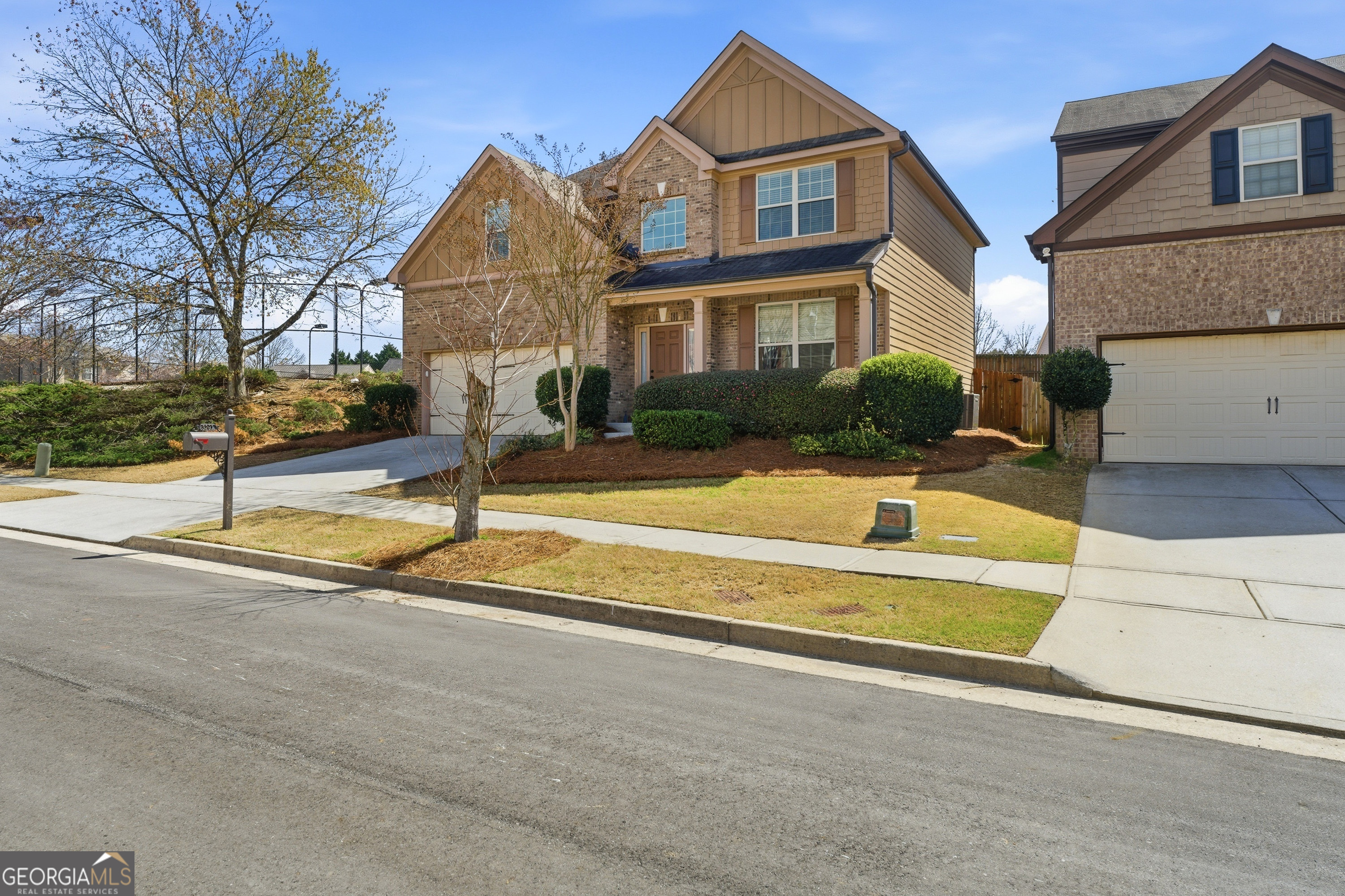 3291 Montauk Hill DR