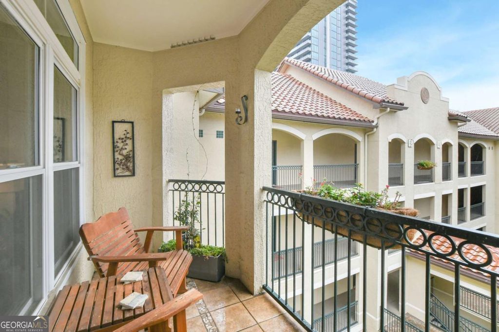 Photo of 955 Juniper Street NE #4324, Atlanta, GA 30309 (MLS # 10650497)