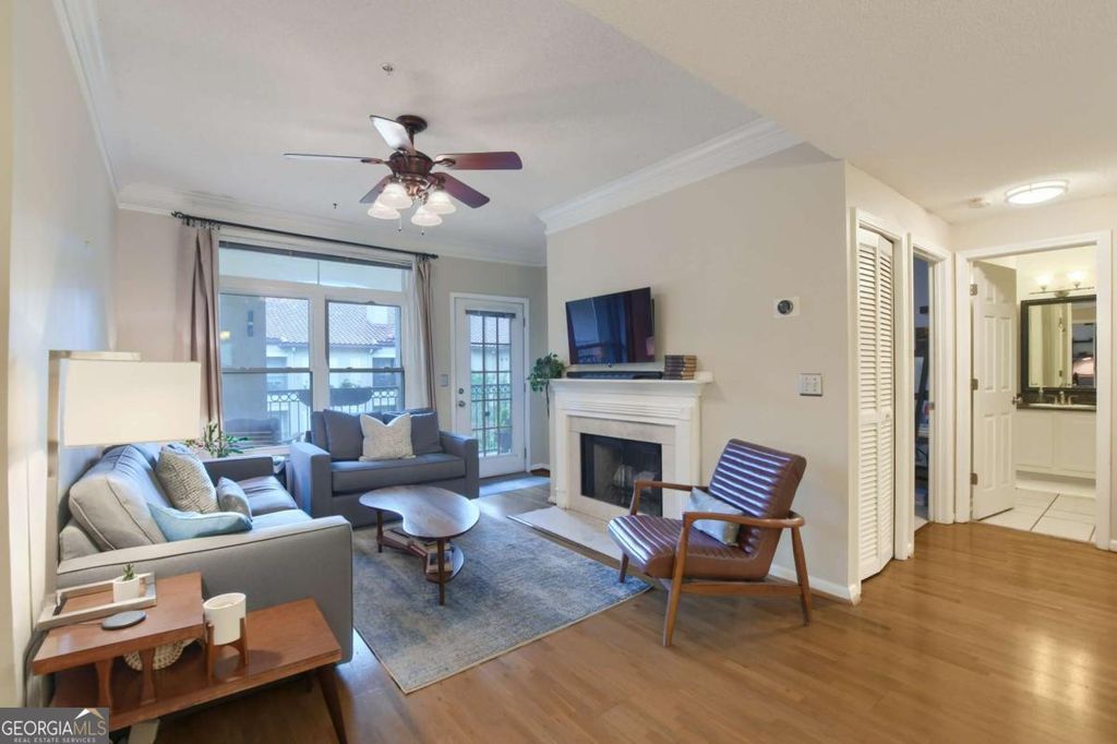 Photo of 955 Juniper Street NE #4324, Atlanta, GA 30309 (MLS # 10650497)