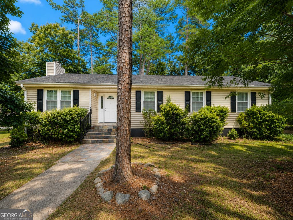Photo of 3414 Twin Village Lane, Snellville, GA 30039 (MLS # 10803917)