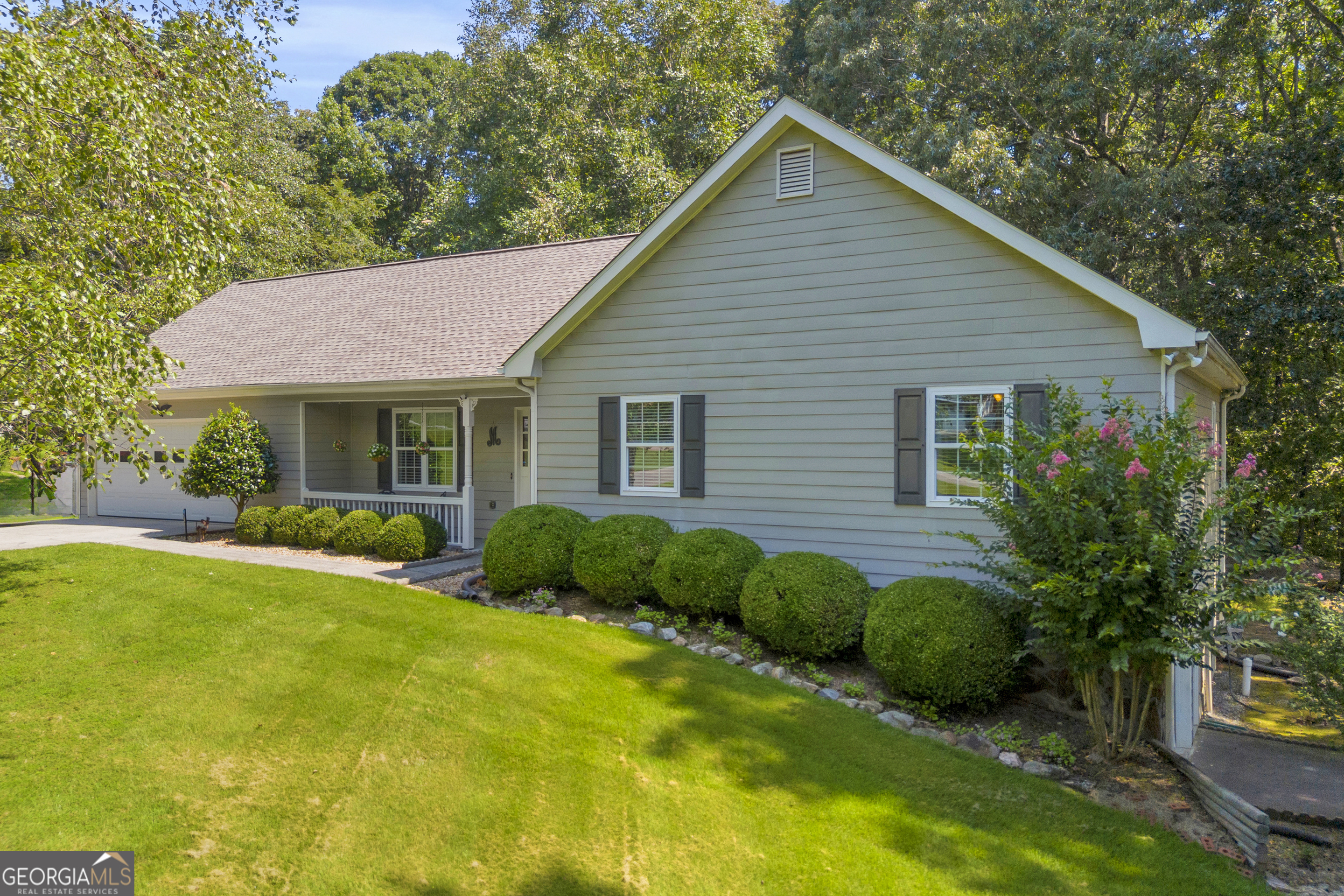 3432 Greystone DR