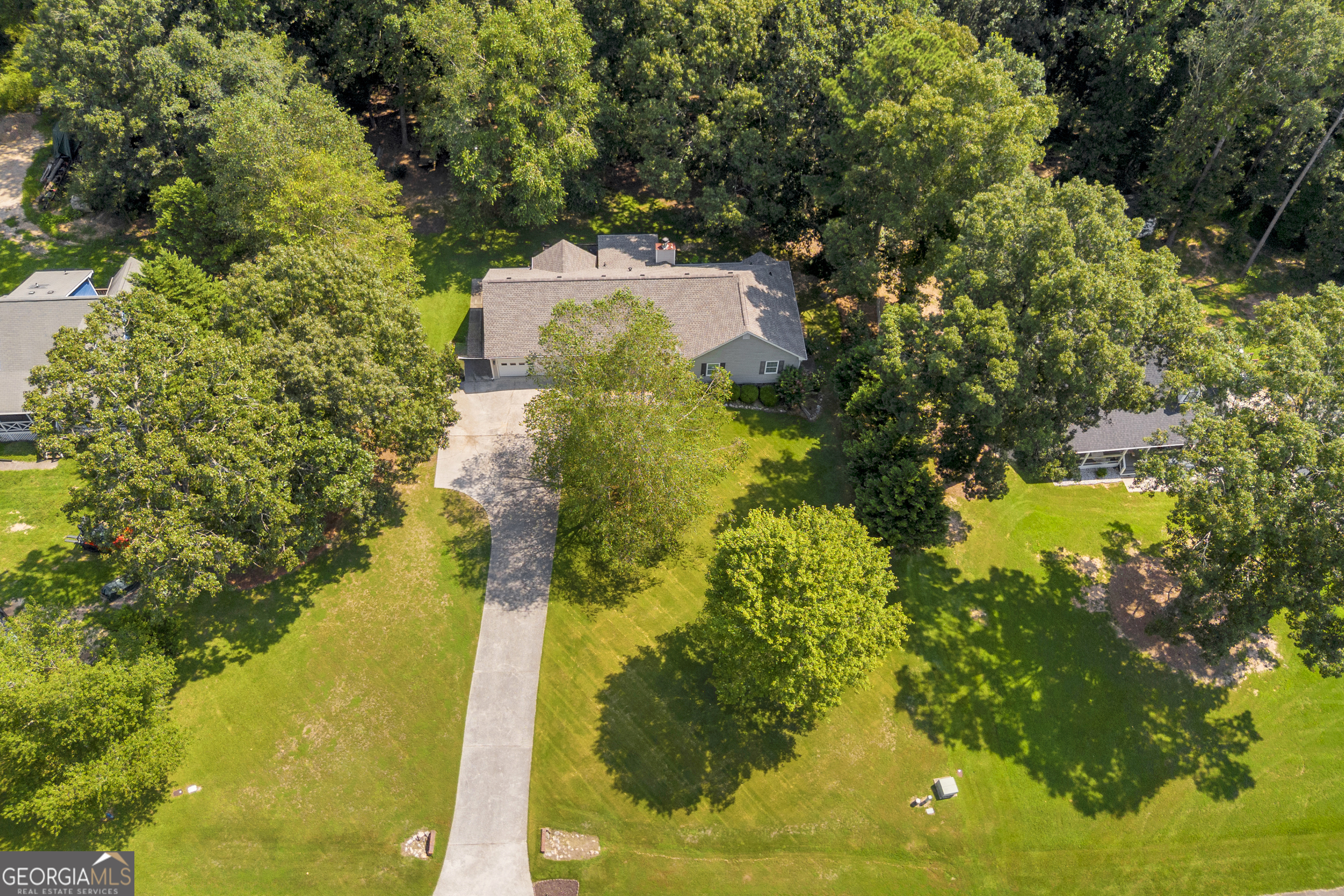 3432 Greystone DR